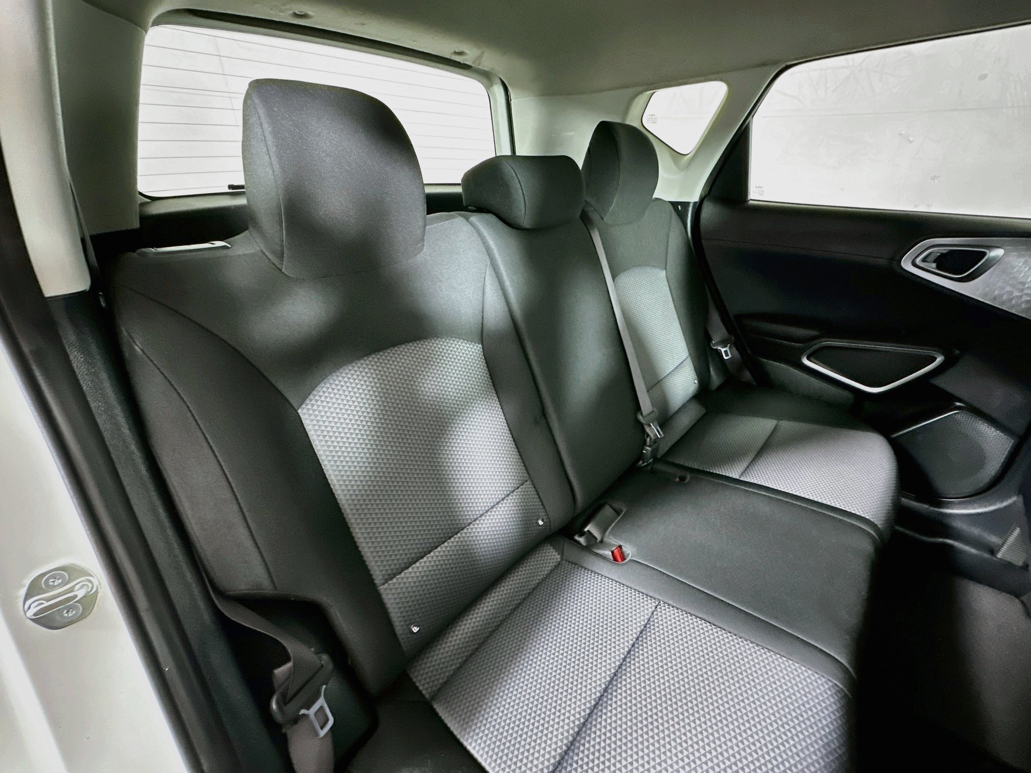 Used 2023 Kia Soul LX FWD image 24