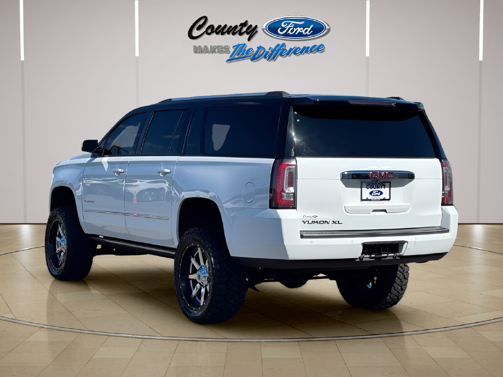 Used 2018 GMC Yukon XL Denali w/ Open Road Package AWD/4WD image 7