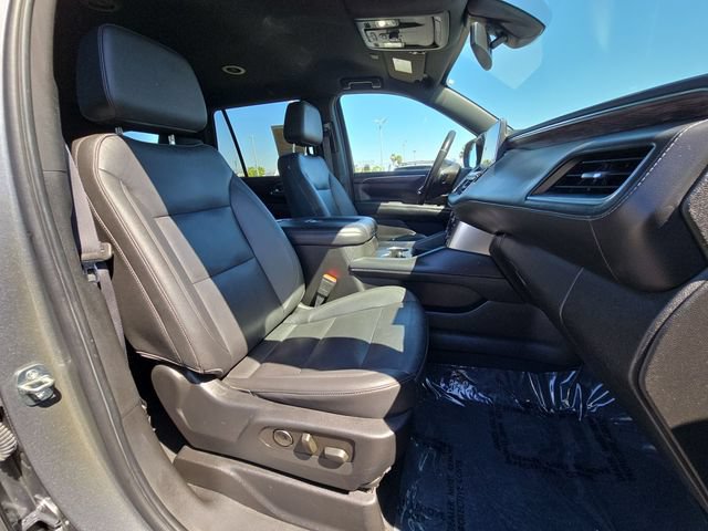 Used 2022 Chevrolet Tahoe LT w/ Luxury Package AWD/4WD image 27