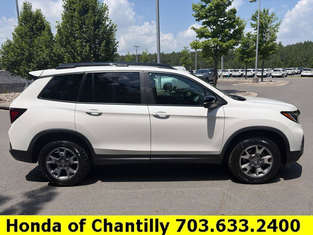 Used 2023 Honda Passport TrailSport image 8