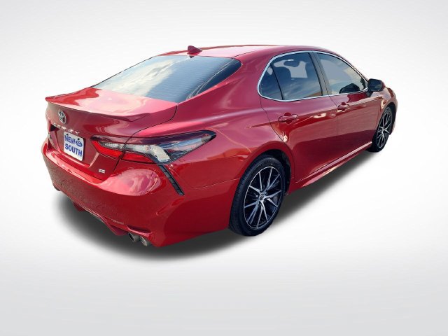 Used 2023 Toyota Camry SE FWD image 5