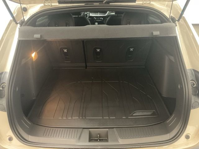 New 2026 Chevrolet Trax RS w/ Driver Confidence Package FWD image 26