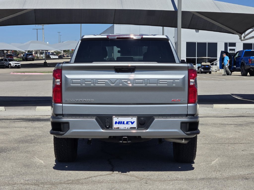 Used 2023 Chevrolet Silverado 1500 RST w/ Protection Package AWD/4WD image 6