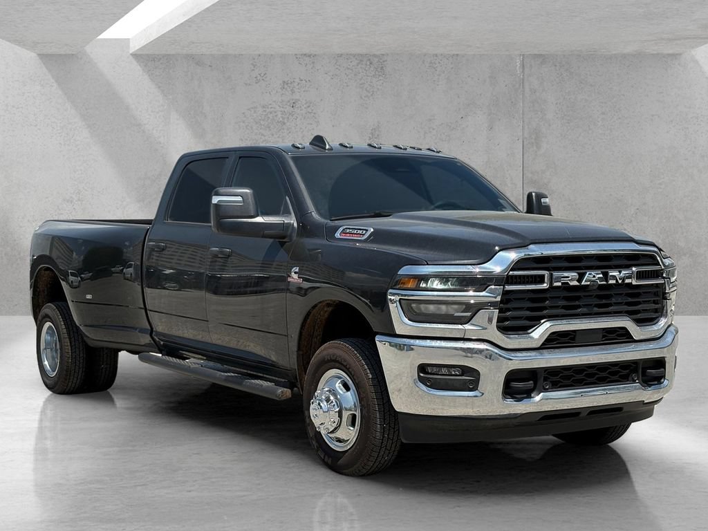 New 2026 RAM 3500 Tradesman AWD/4WD image 3