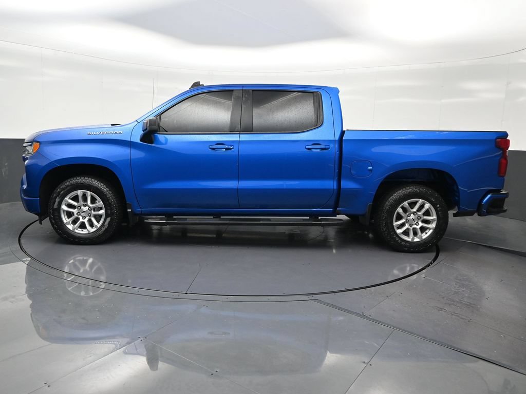 Used 2023 Chevrolet Silverado 1500 RST RWD image 2