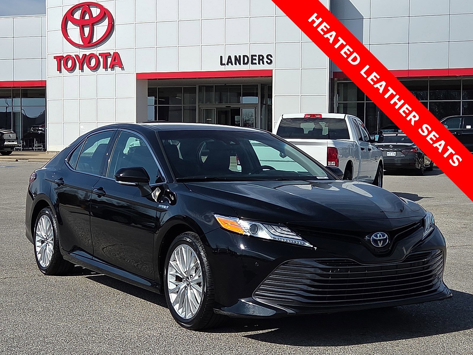 Used 2018 Toyota Camry XLE