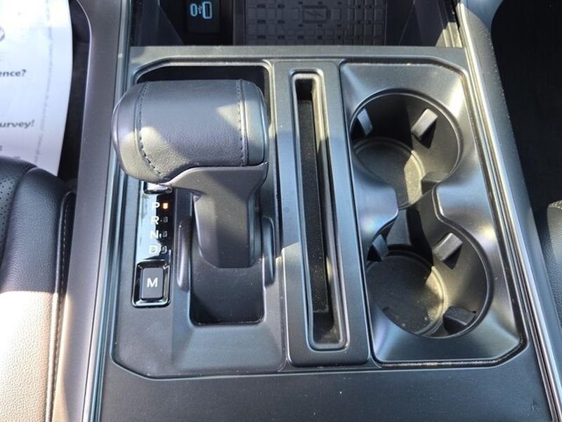 Used 2024 Ford F150 Lariat AWD/4WD image 19
