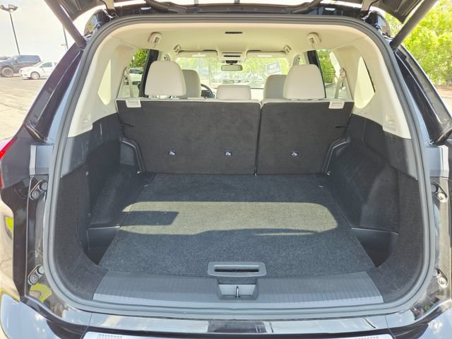 Used 2025 Nissan Rogue SV AWD/4WD image 9