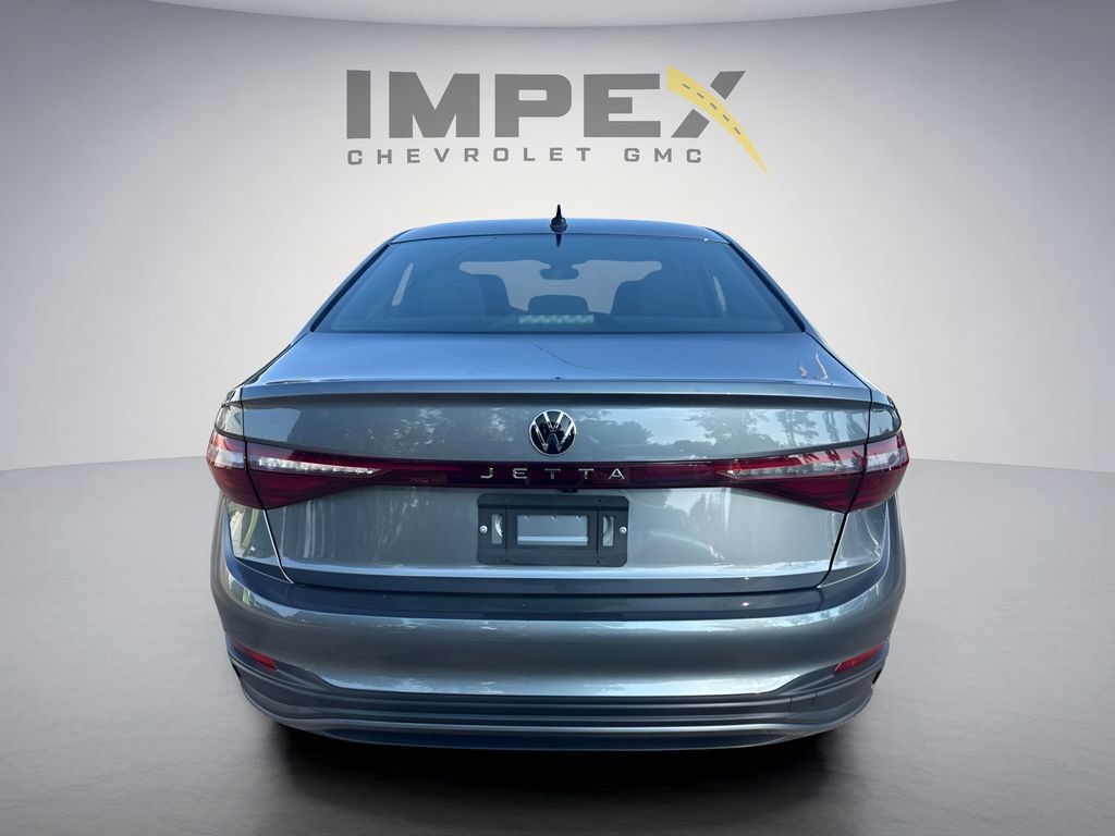 Used 2025 Volkswagen Jetta Sport FWD image 4