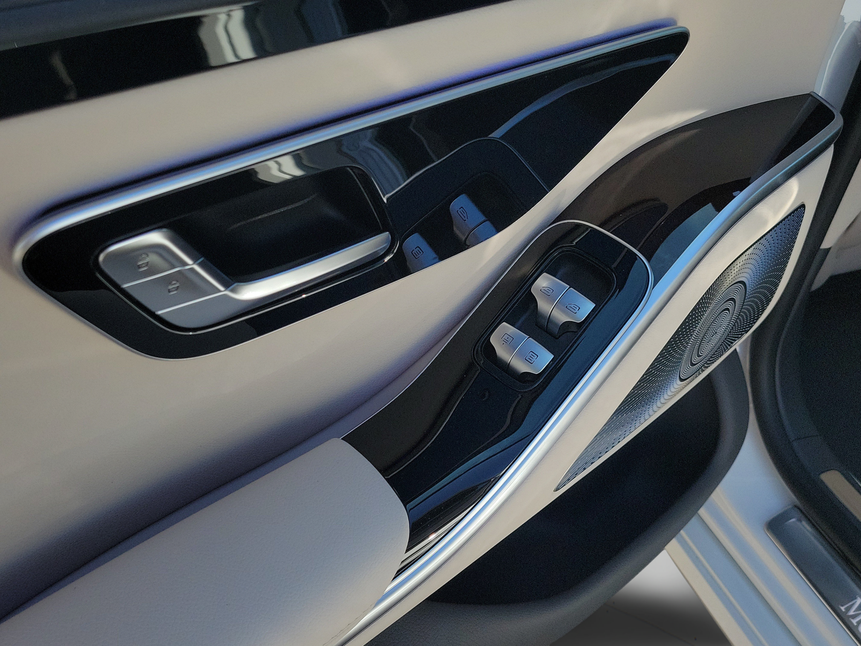 New 2026 Mercedes-Benz S 500 4MATIC image 31