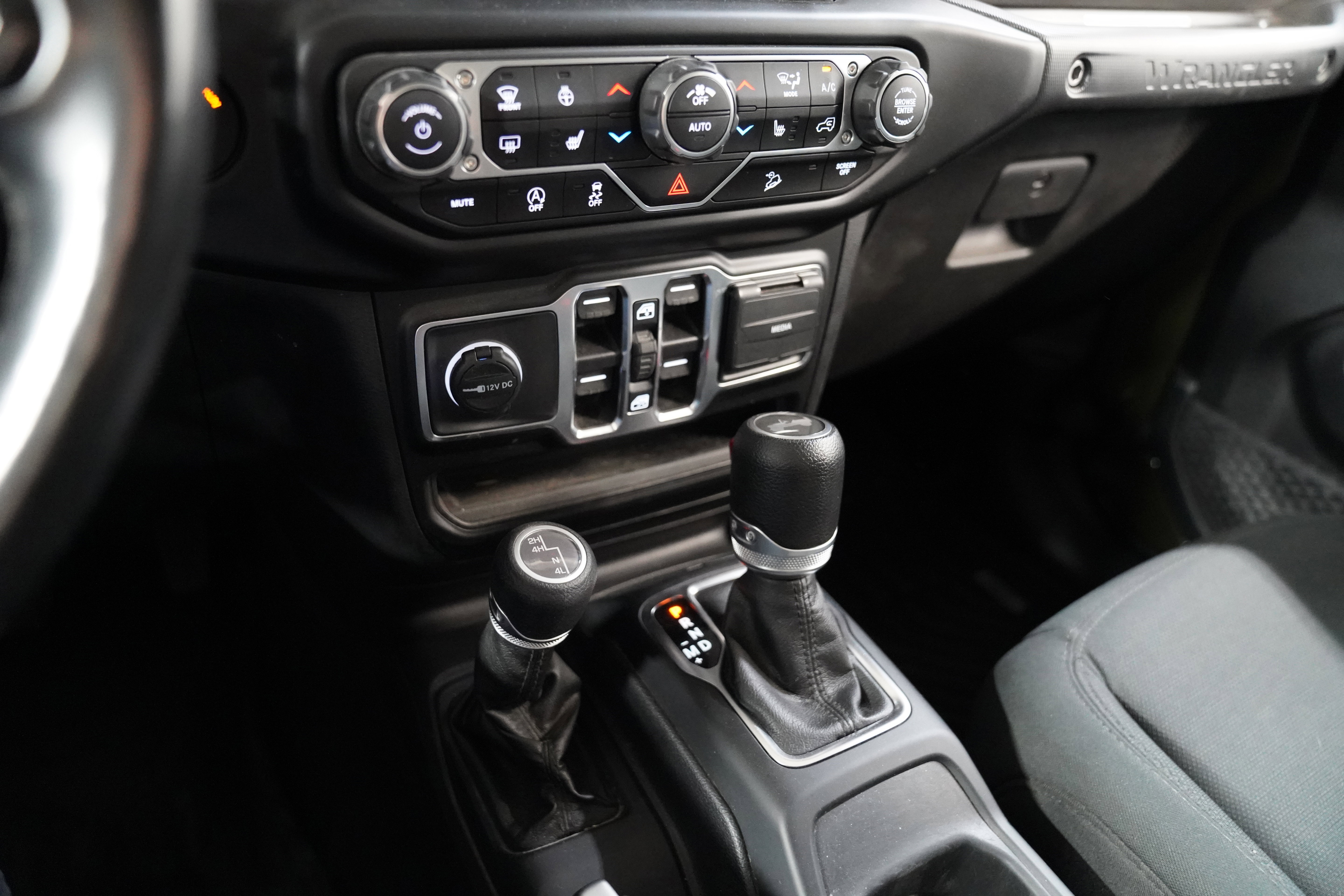 Used 2021 Jeep Wrangler Unlimited Sport AWD/4WD image 27