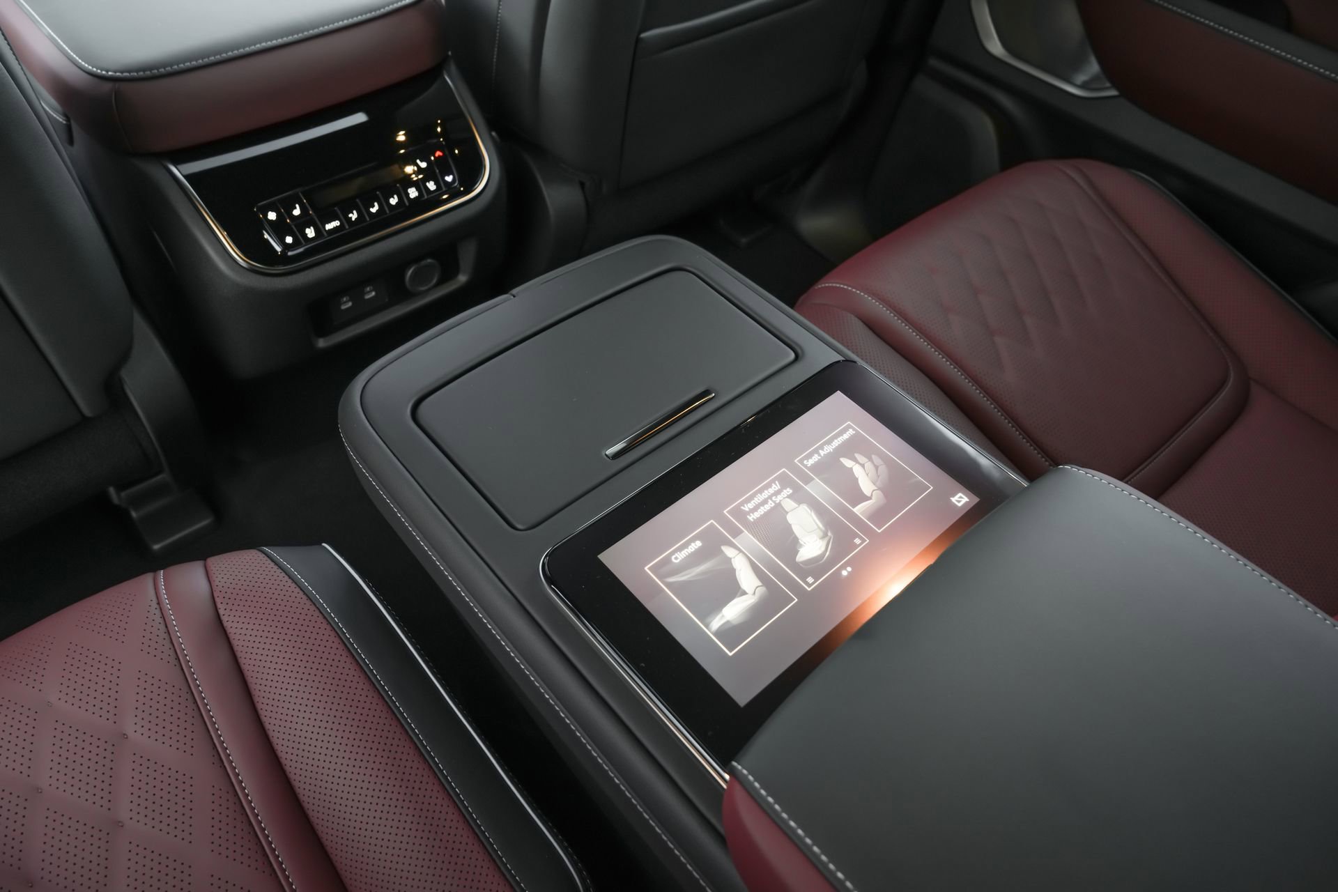 New 2026 INFINITI QX80 Autograph w/ Premium Cargo Package image 34