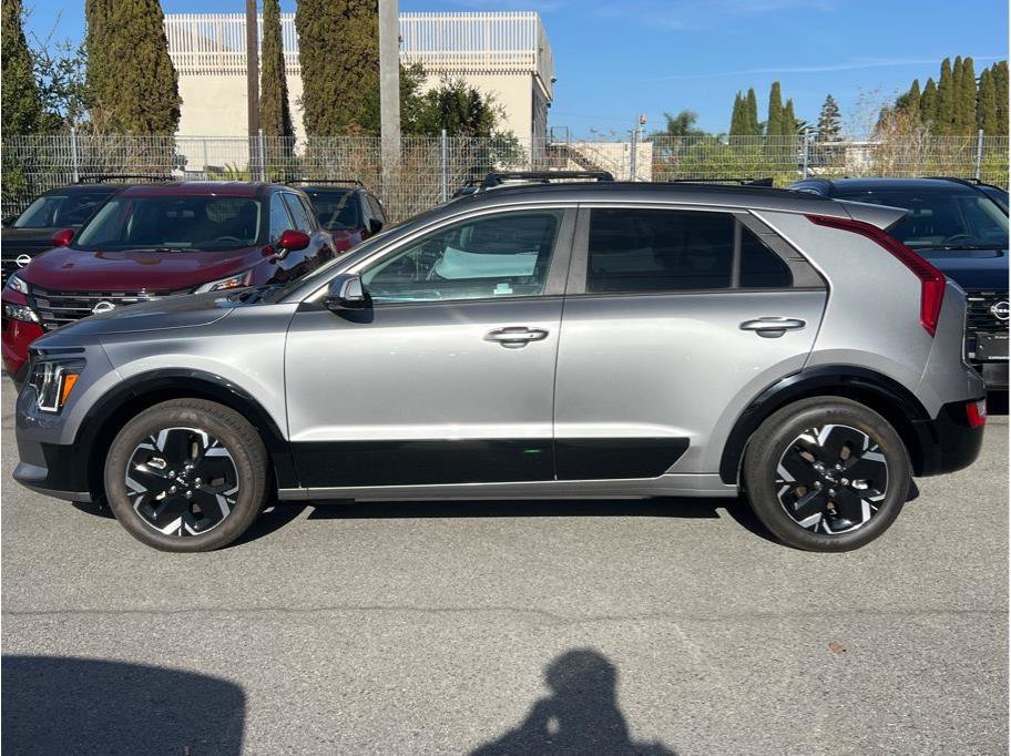 Used 2023 Kia Niro Wind FWD image 7