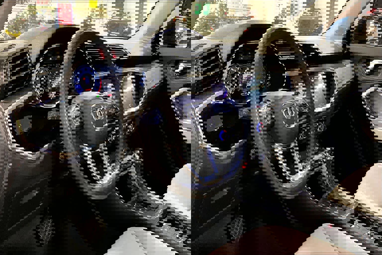 Used 2020 Audi Q3 2.0T Premium w/ Convenience Package image 17