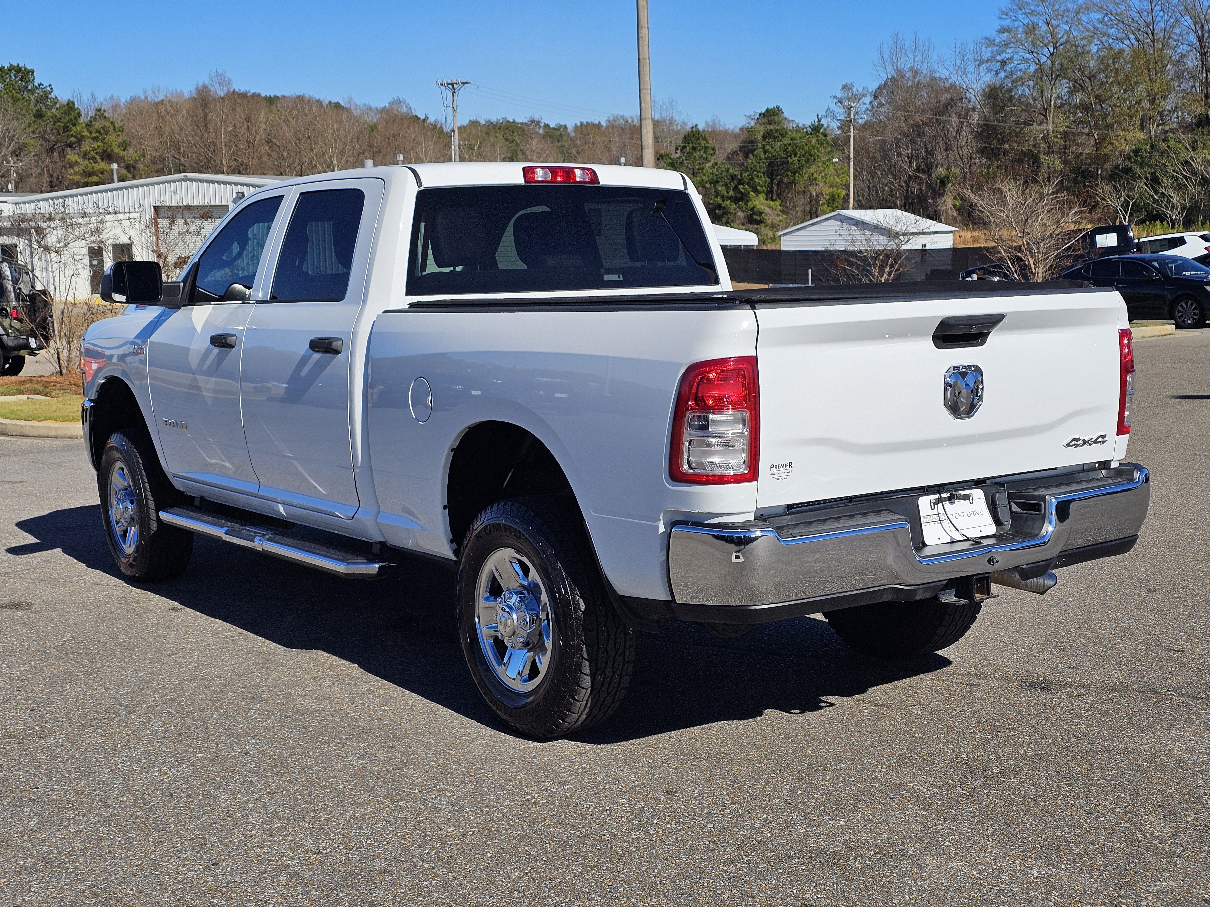 Used 2020 RAM 2500 Tradesman w/ Chrome Appearance Group image 13