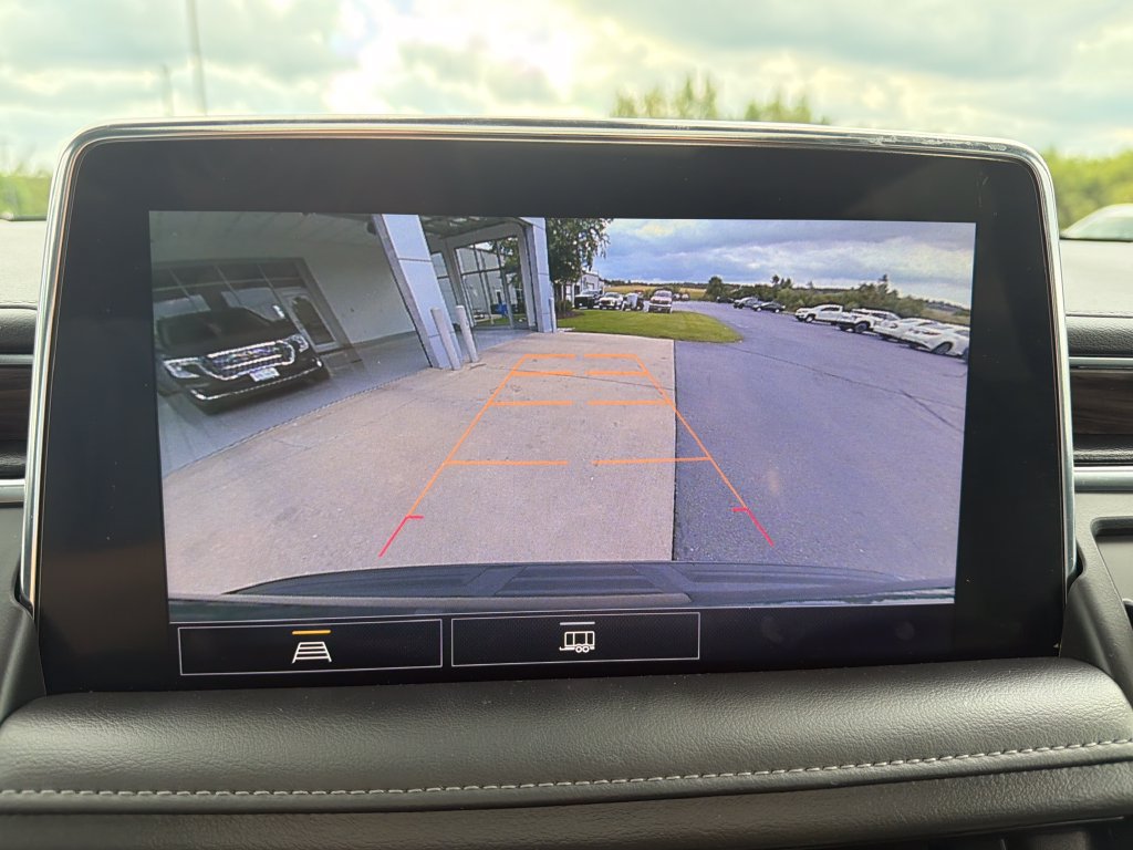 Certified 2021 Chevrolet Suburban Z71 w/ Rear Media and Nav Package AWD/4WD image 19