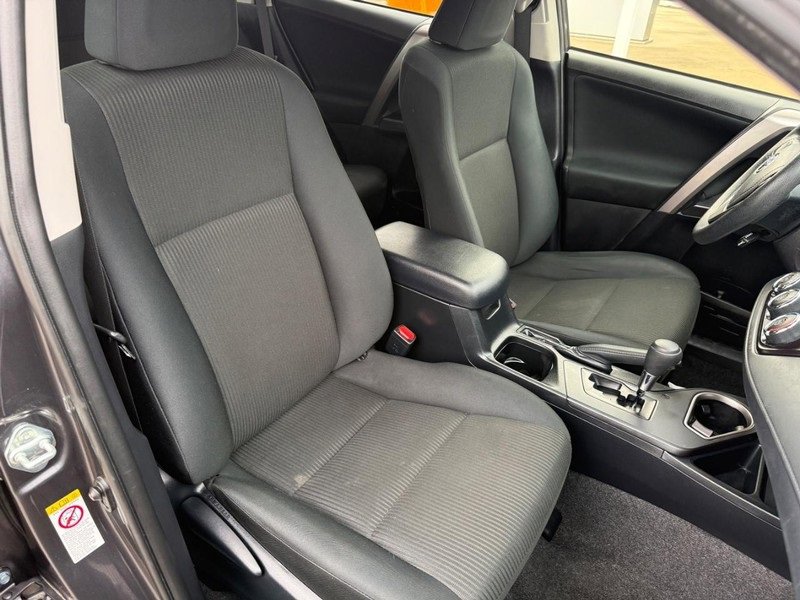 Used 2018 Toyota RAV4 LE w/ All Weather Liner Package image 11