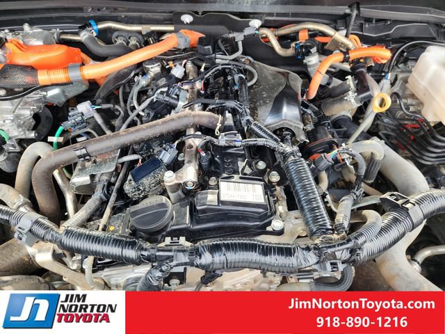 Used 2025 Toyota Tacoma 4x4 Double Cab Hybrid image 31