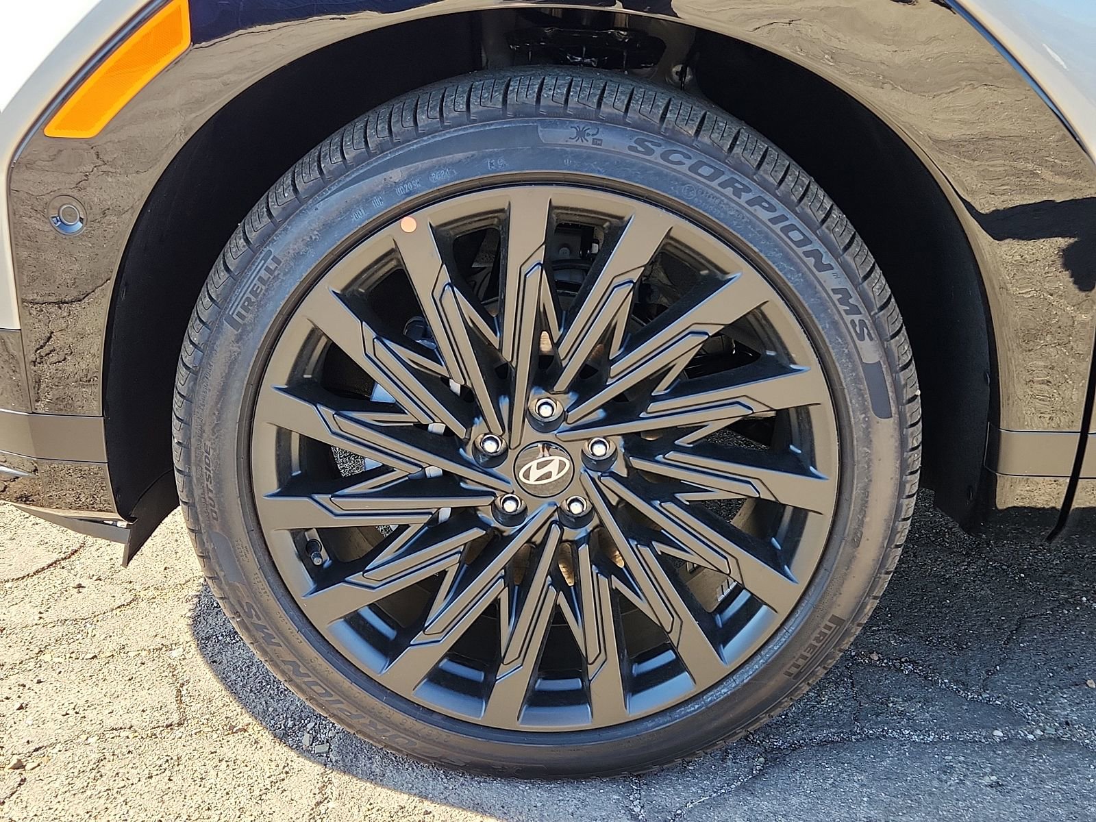 New 2025 Hyundai Santa Fe Calligraphy image 5