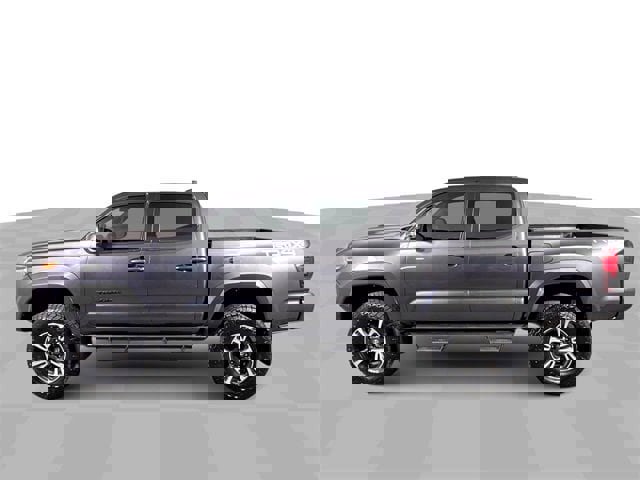 Used 2019 Toyota Tacoma TRD Sport w/ Technology Package image 5