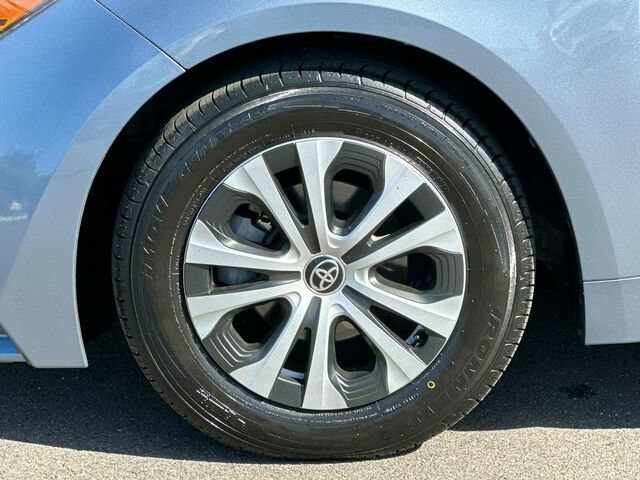Used 2021 Toyota Corolla LE FWD image 32