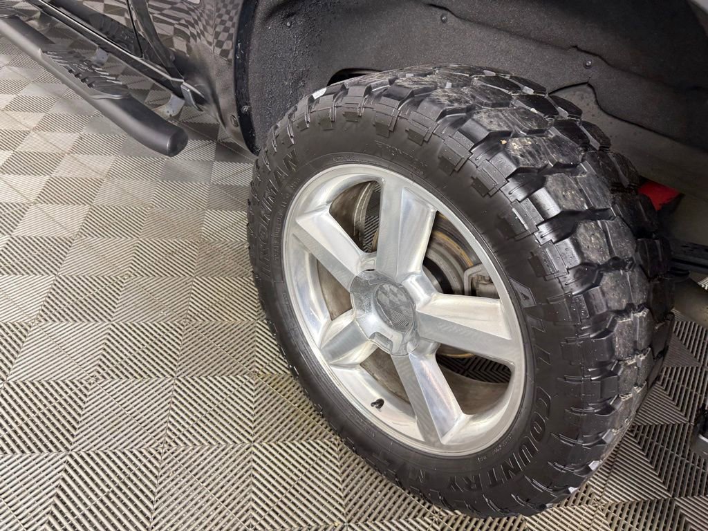 Used 2022 Chevrolet Silverado 1500 LT Trail Boss w/ Bed Protection Package image 11