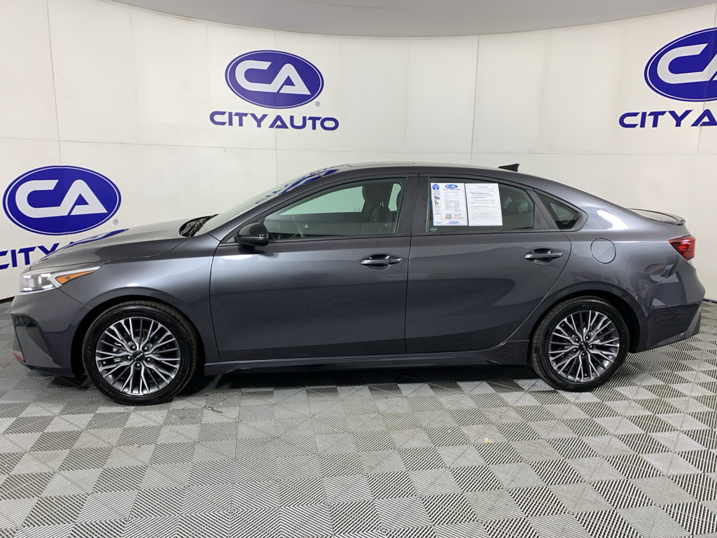 Used 2024 Kia Forte GT-Line w/ GT-Line Premium Package FWD image 6