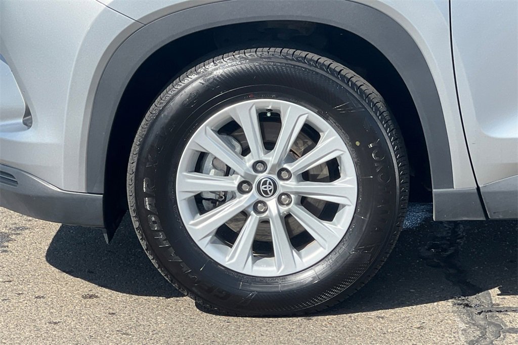 Certified 2025 Toyota Grand Highlander AWD image 27