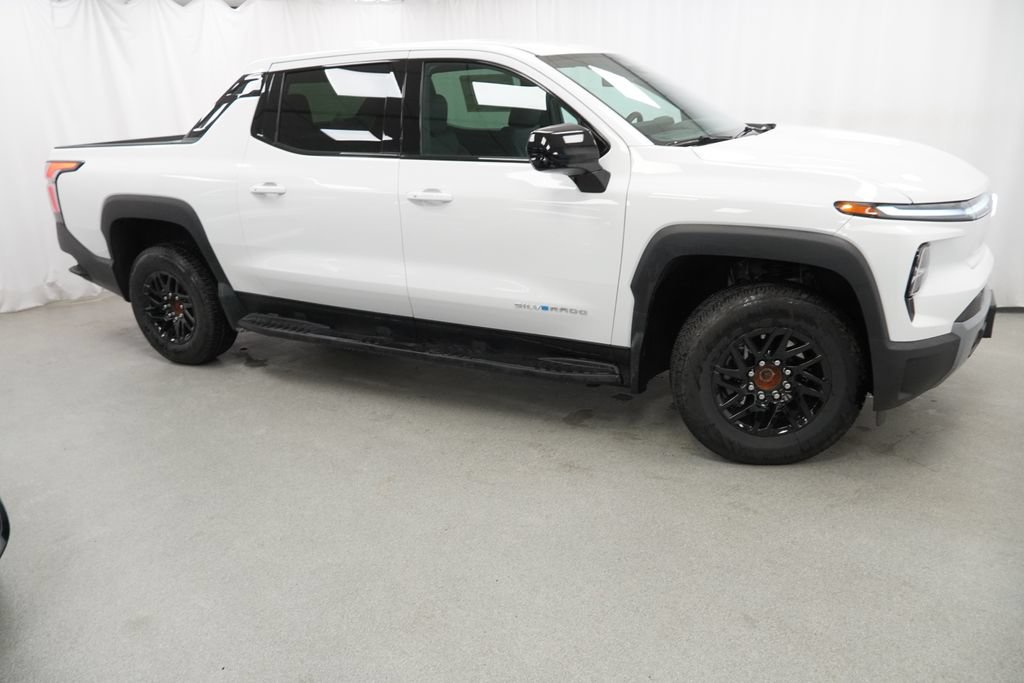 New 2026 Chevrolet Silverado EV LT AWD/4WD image 5