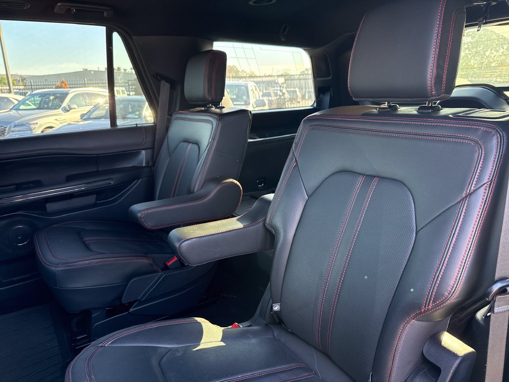 Used 2023 Ford Expedition Limited AWD/4WD image 26