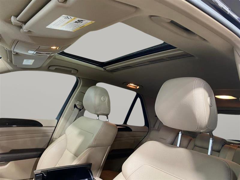 Used 2015 Mercedes-Benz ML 350 4MATIC w/ Premium 1 Package image 21