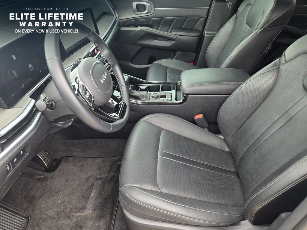 Certified 2025 Kia Sorento SX AWD/4WD image 11