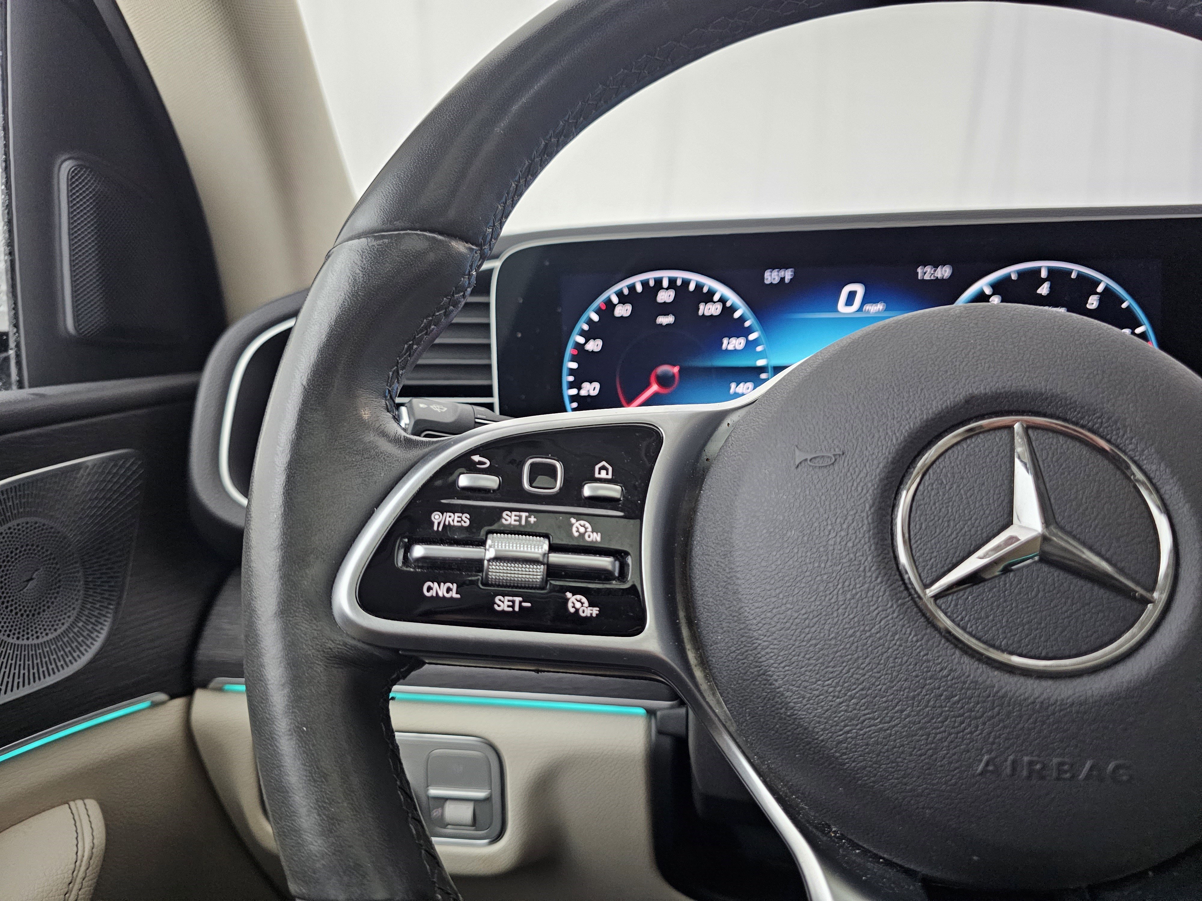 Certified 2020 Mercedes-Benz GLE 350 4MATIC image 31