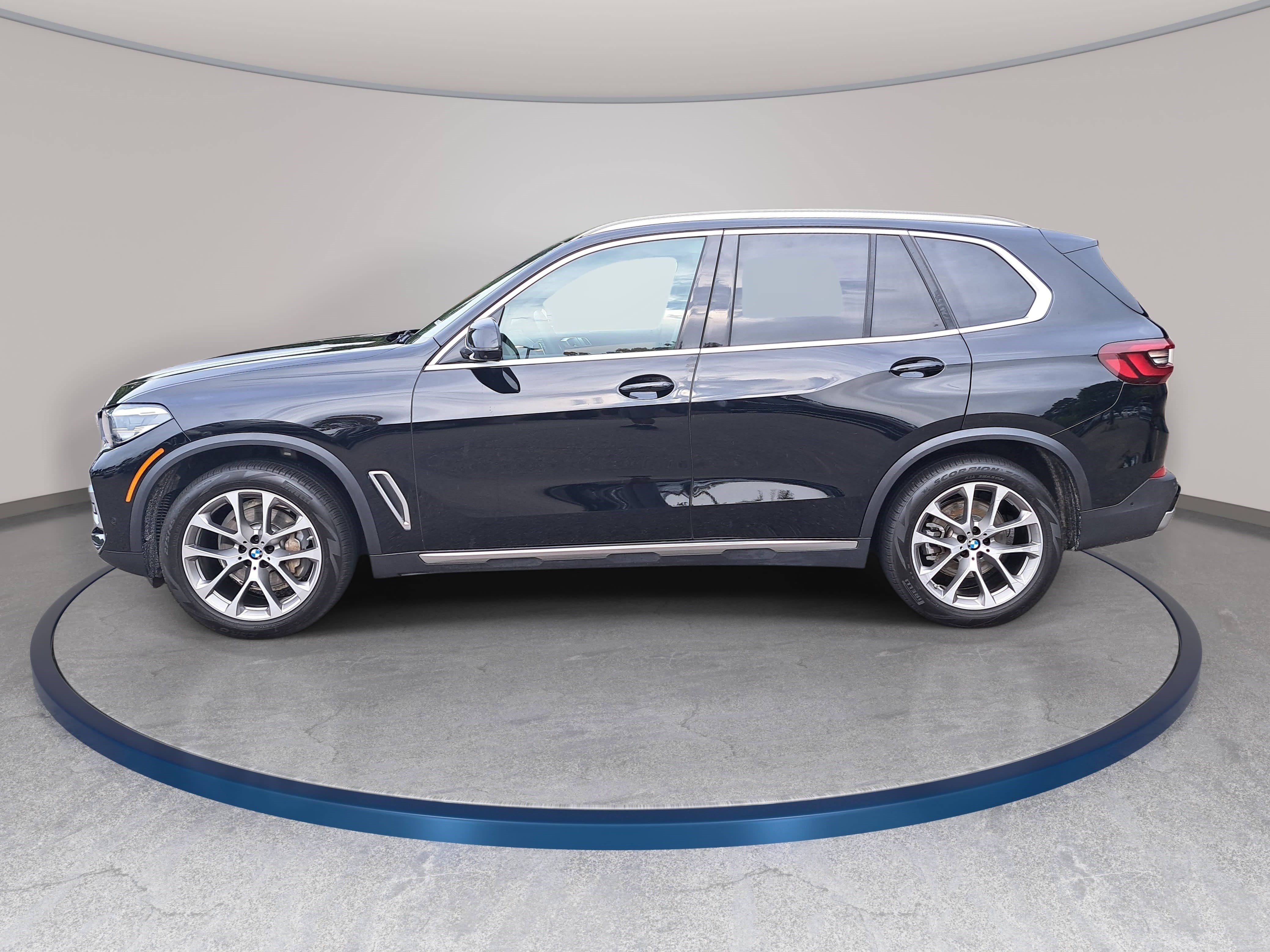 Used 2022 BMW X5 xDrive40i w/ Premium Package AWD/4WD image 8
