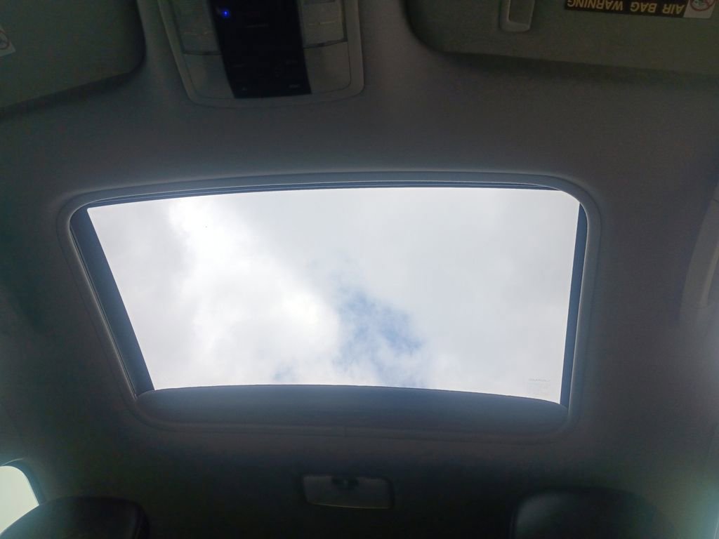 Used 2013 Lexus CT 200h w/ Premium Pkg w/Navigation image 7