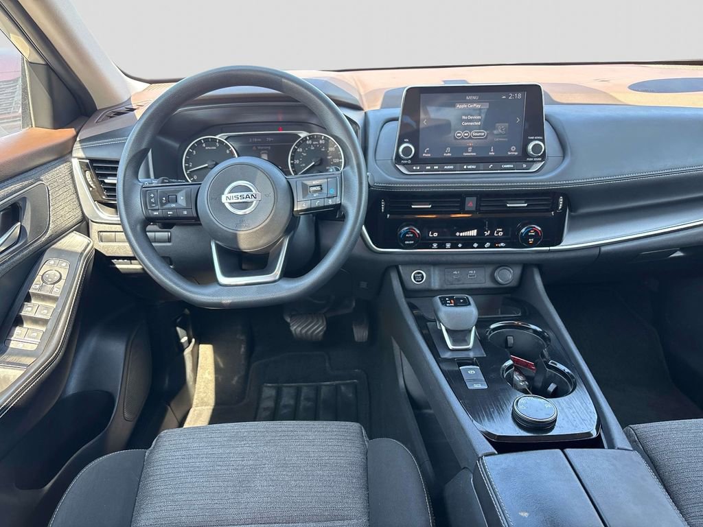 Used 2021 Nissan Rogue SV image 11