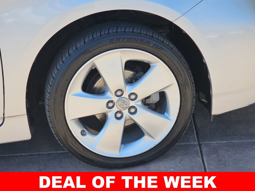 Used 2015 Toyota Prius Five image 38