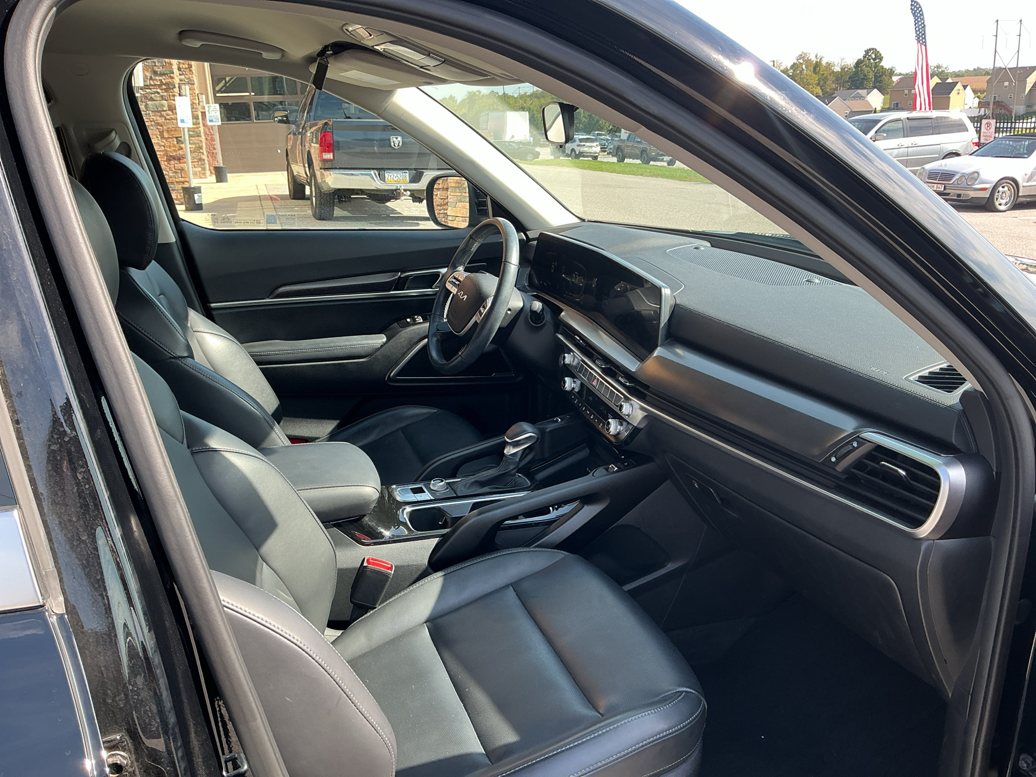 Used 2024 Kia Telluride S AWD/4WD image 21