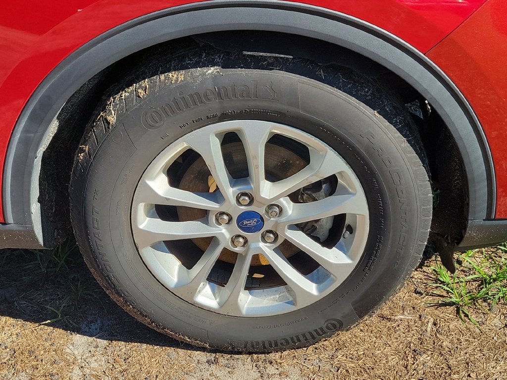 Used 2020 Ford Escape SE FWD image 9