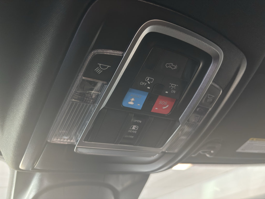 New 2025 RAM 2500 Laramie AWD/4WD image 27