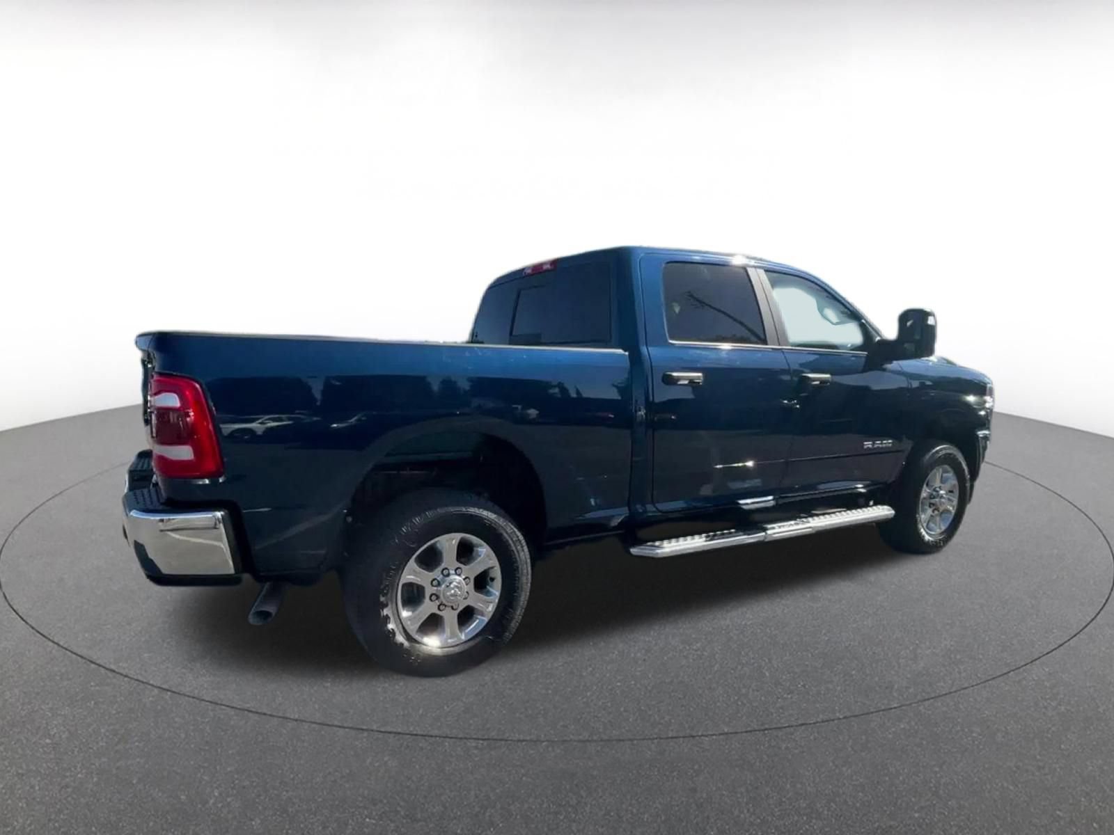 Used 2024 RAM 2500 Big Horn w/ Safety Group AWD/4WD image 14