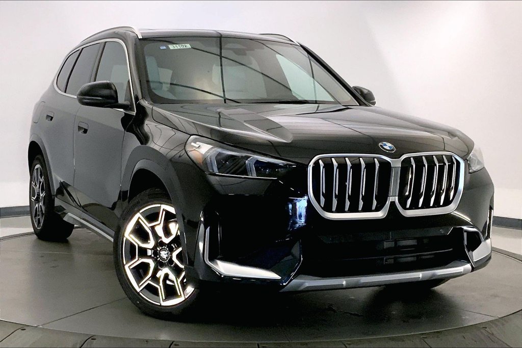 New 2026 BMW X1 xDrive28i w/ Convenience Package AWD/4WD image 1