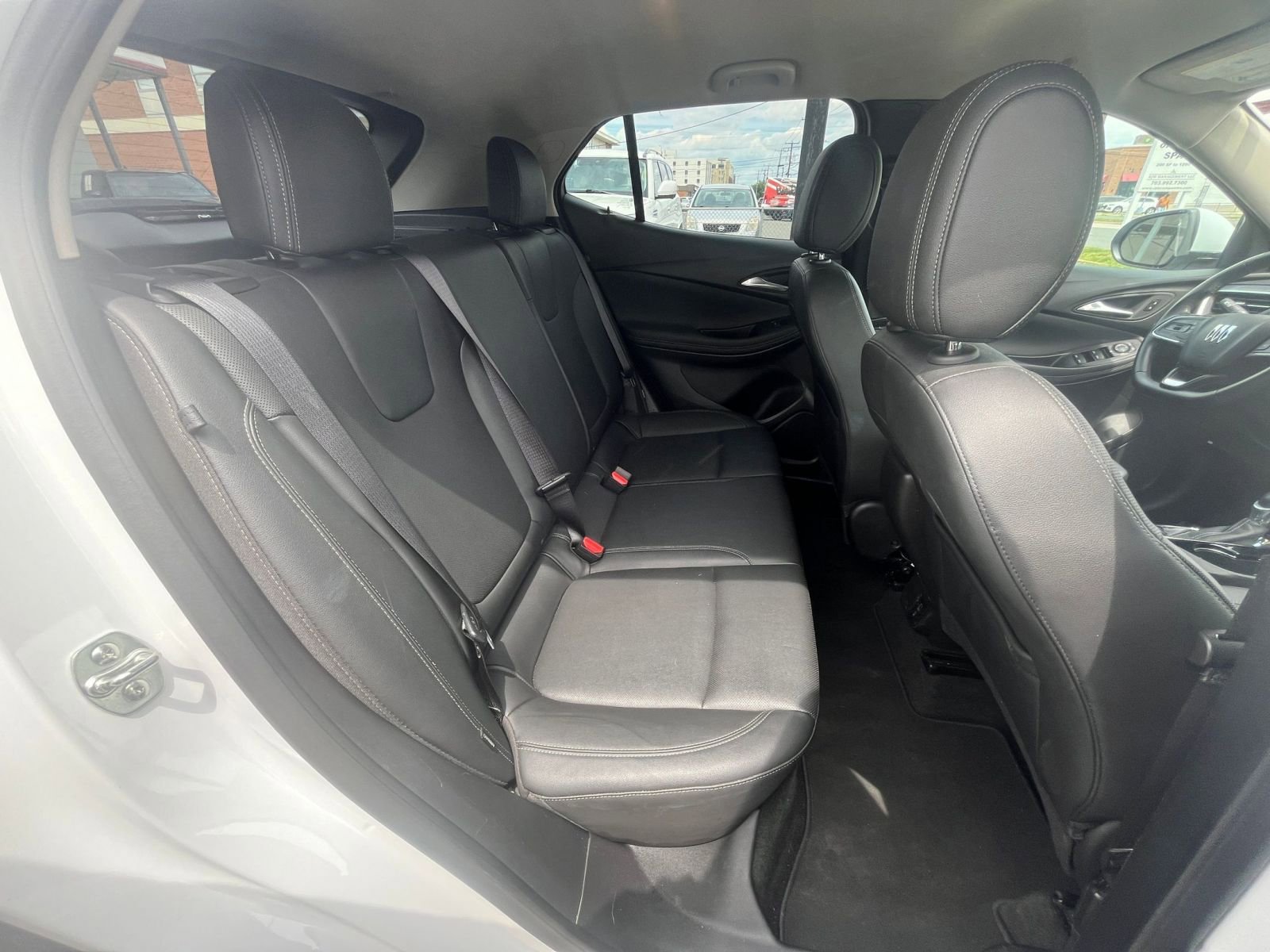 Used 2024 Buick Encore GX Sport Touring FWD image 37