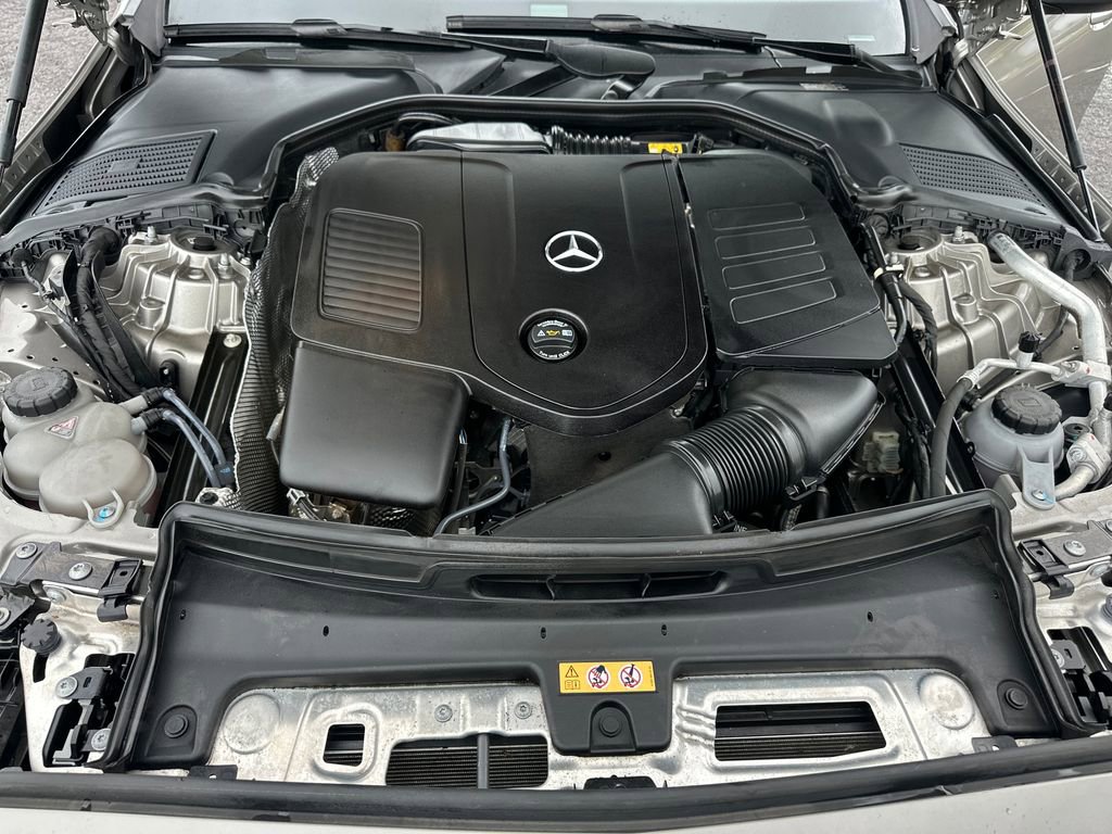 Used 2023 Mercedes-Benz C 300 Sedan image 21