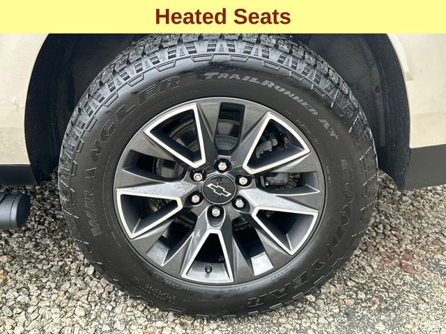 Used 2021 Chevrolet Suburban Z71 AWD/4WD image 9