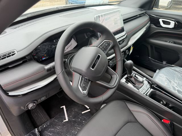 New 2026 Jeep Compass Trailhawk w/ Sun, Sound & Navigation Group image 13