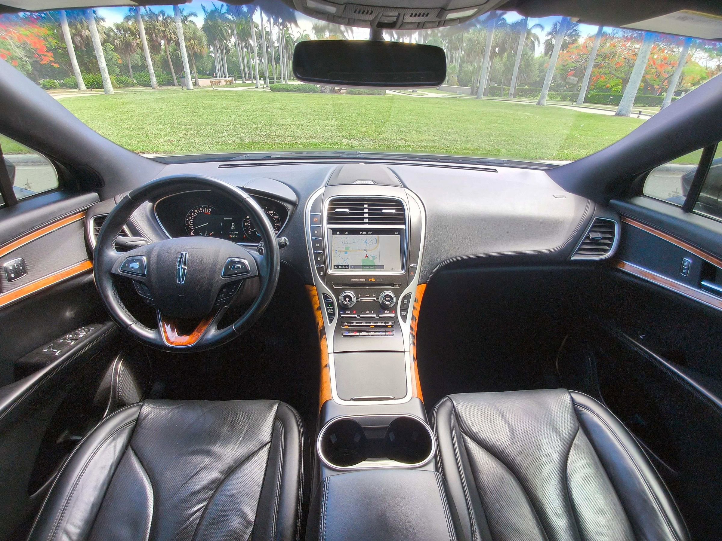 Used 2018 Lincoln MKX Reserve FWD image 7