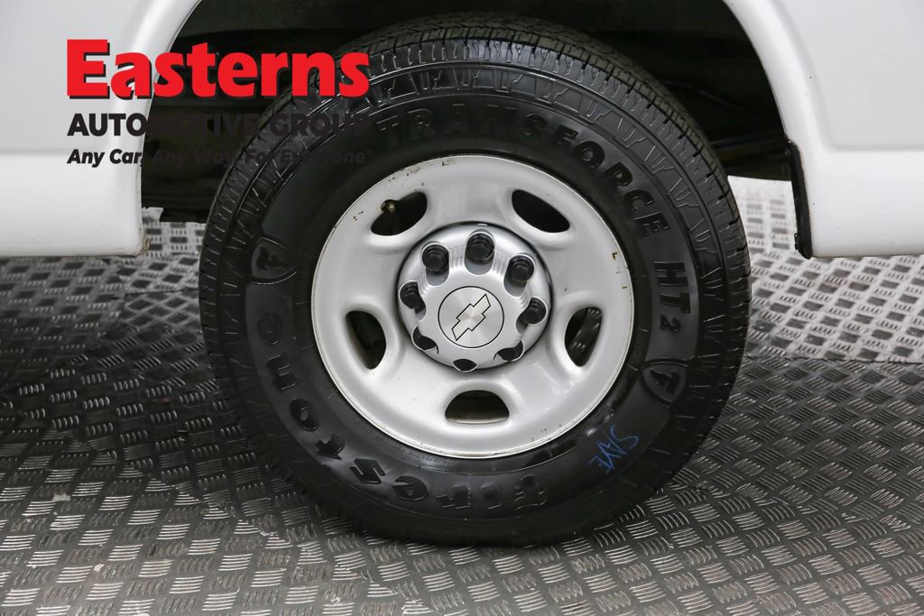 Used 2019 Chevrolet Express 2500 w/ Driver Convenience Package image 33