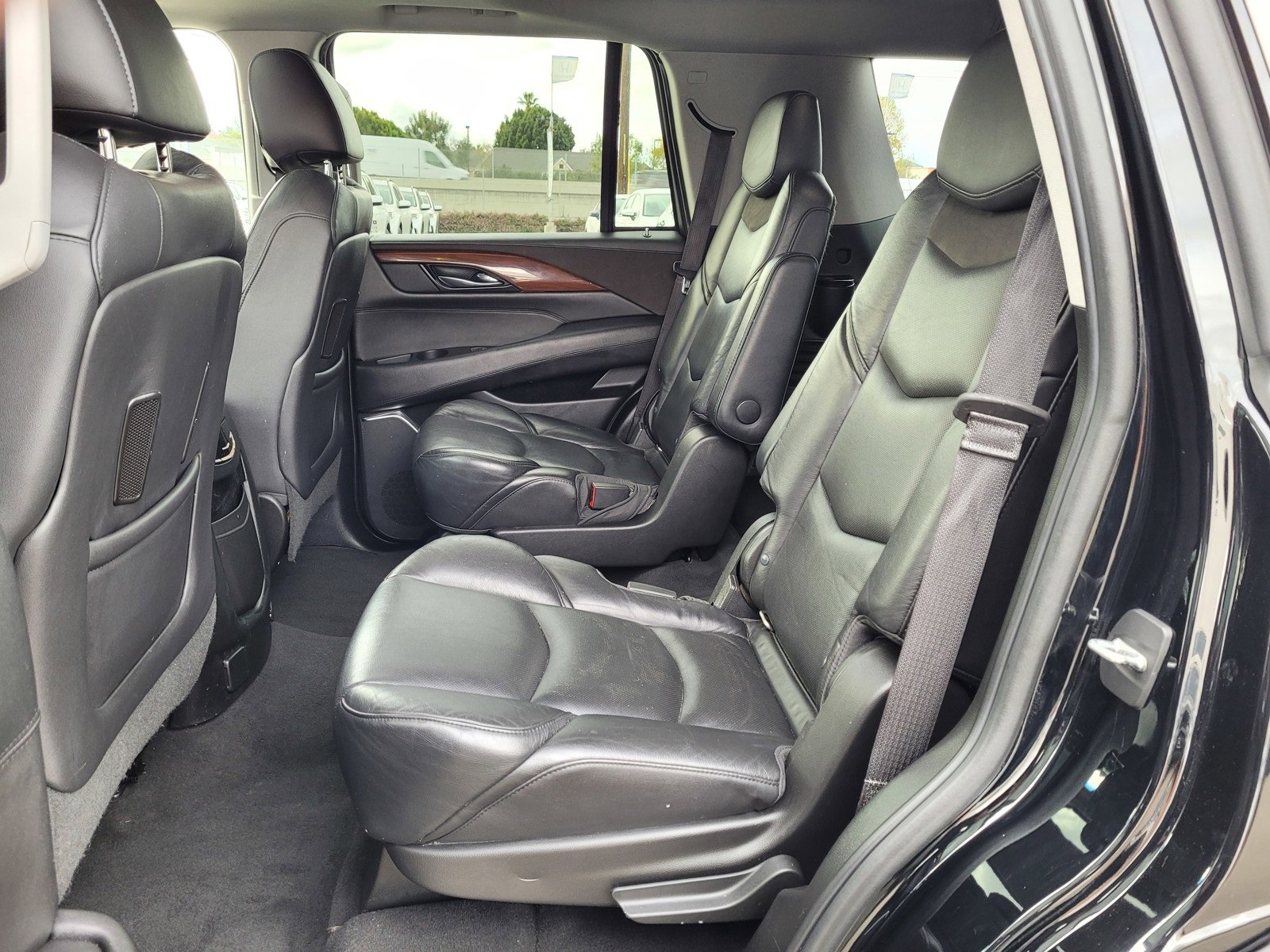 Used 2019 Cadillac Escalade Luxury image 11