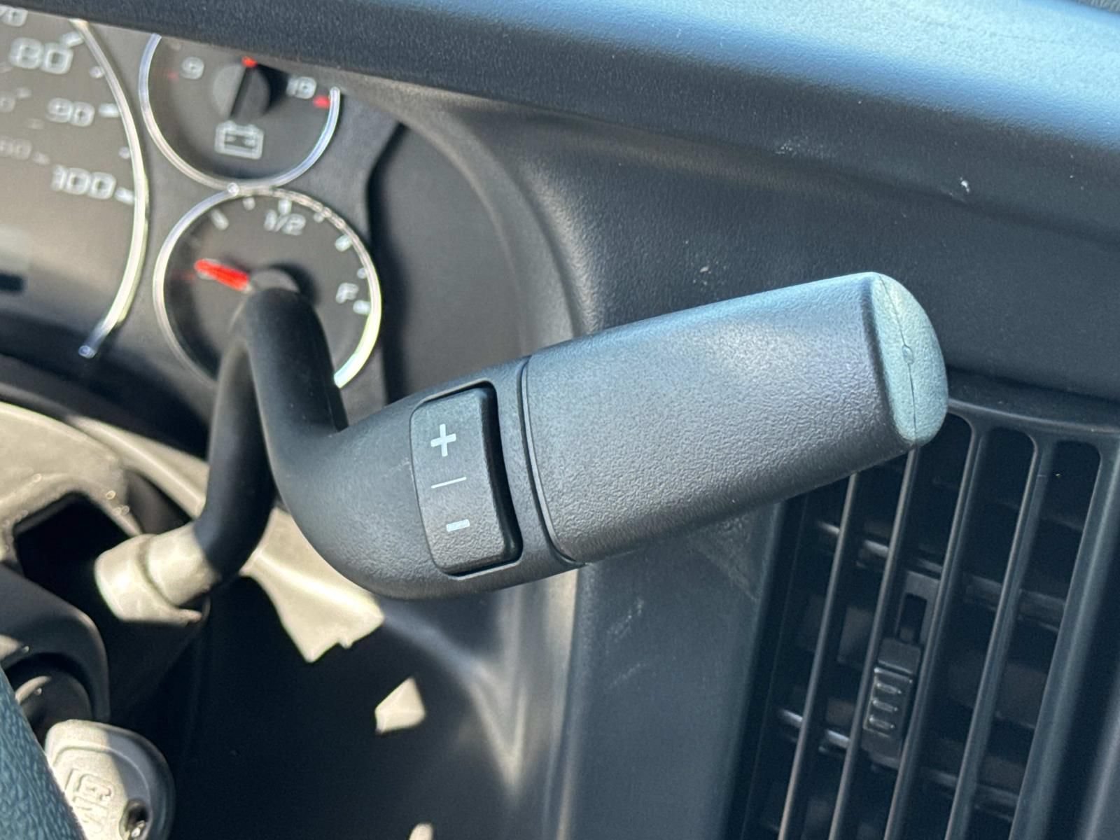 New 2026 Chevrolet Express 3500 w/ Power Convenience Package RWD image 21
